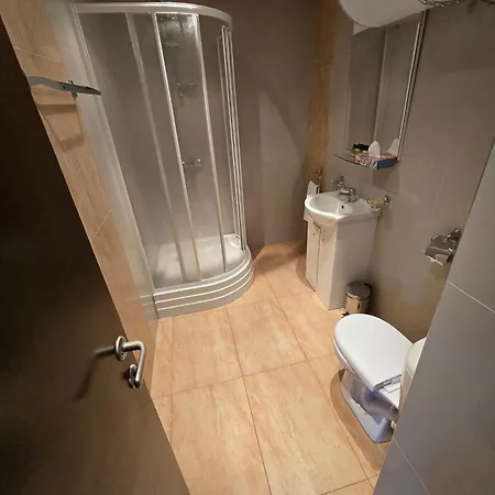 Next To The Lift * 반스코