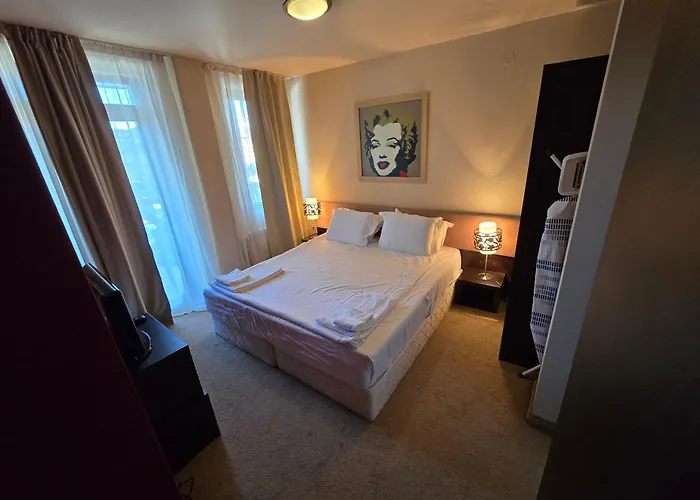 Next To The Lift Apartman